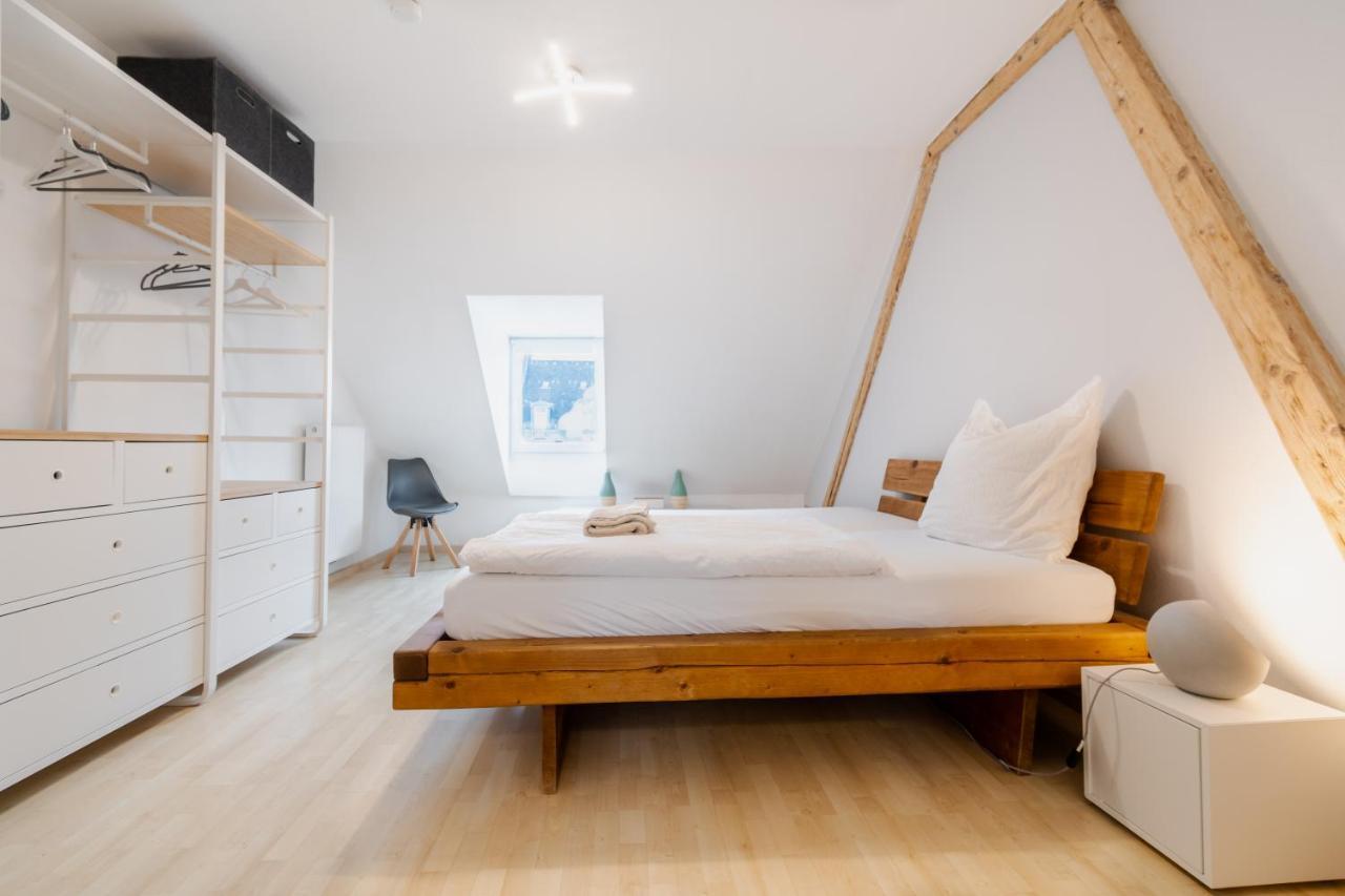 Home By Doni I Serviced Apartments I Ruhig I Zentral Nahe Rmcc, Staatsheater & Landtag ヴィースバーデン エクステリア 写真