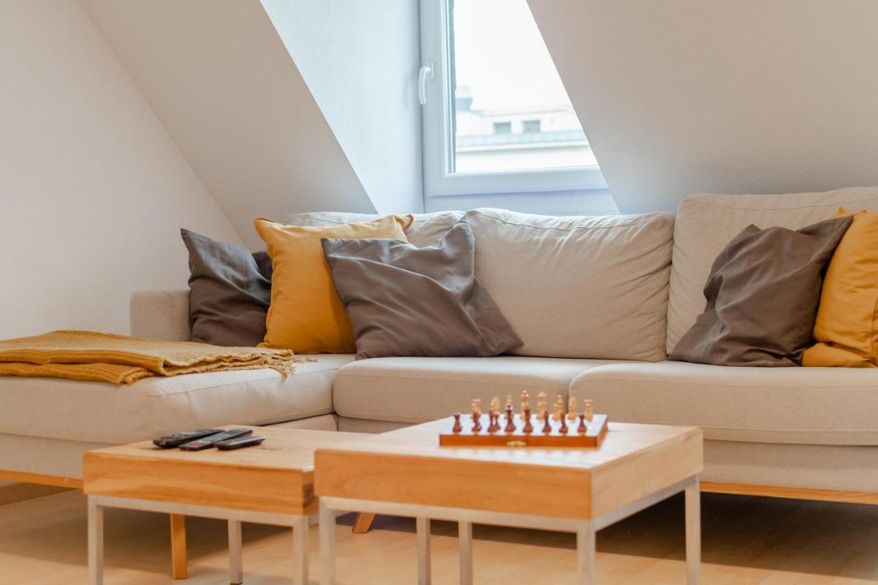 Home By Doni I Serviced Apartments I Ruhig I Zentral Nahe Rmcc, Staatsheater & Landtag ヴィースバーデン エクステリア 写真